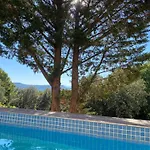 In Der Provence- Aussergewoehnliche Villa- Okzitanien- Gard By Interhome
