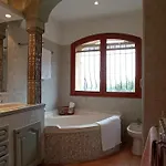 In Der Provence- Aussergewoehnliche Villa- Okzitanien- Gard By Interhome بيت للعطل Bagnols-sur-Cèze