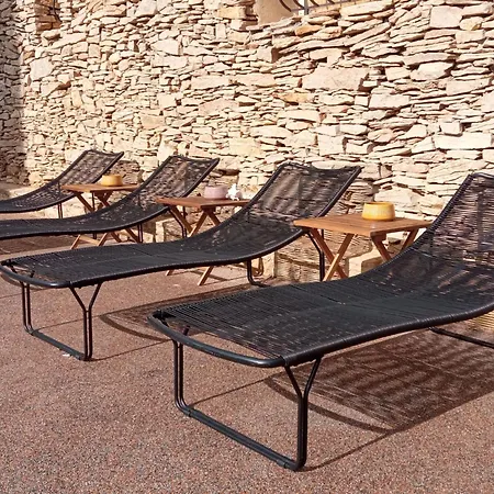 In Der Provence- Aussergewoehnliche Villa- Okzitanien- Gard By Interhome *
