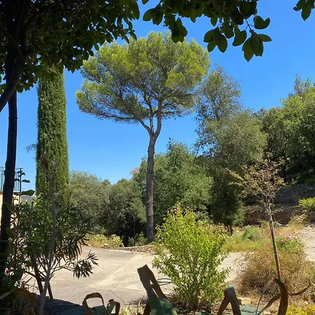 In Der Provence- Aussergewoehnliche Villa- Okzitanien- Gard By Interhome Bagnols-sur-Cèze