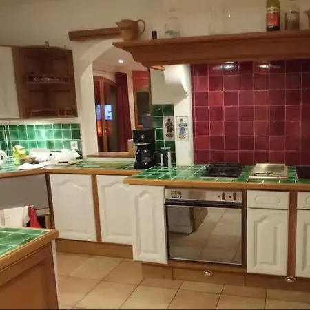 Feriehus In Der Provence- Aussergewoehnliche Villa- Okzitanien- Gard By Interhome Bagnols-sur-Cèze