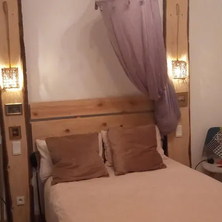 Feriehus In Der Provence- Aussergewoehnliche Villa- Okzitanien- Gard By Interhome *