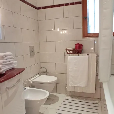 In Der Provence- Aussergewoehnliche Villa- Okzitanien- Gard By Interhome *