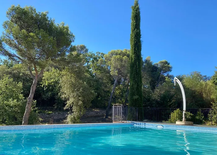 In Der Provence- Aussergewoehnliche Villa- Okzitanien- Gard By Interhome Hébergement de vacances Bagnols-sur-Cèze