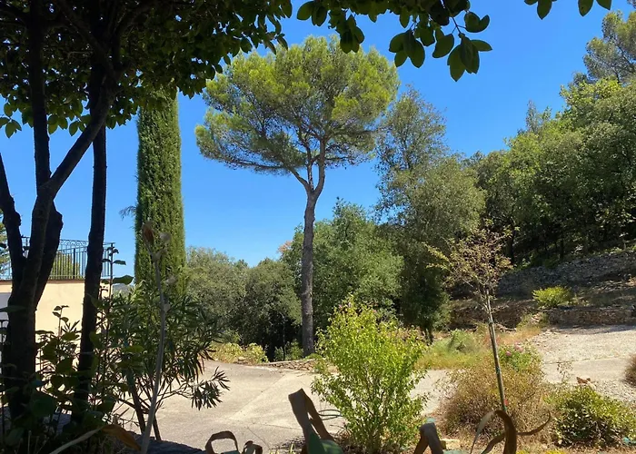 In Der Provence- Aussergewoehnliche Villa- Okzitanien- Gard By Interhome Bagnols-sur-Cèze