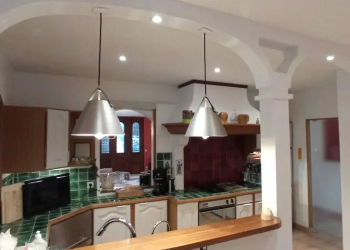 Hébergement de vacances In Der Provence- Aussergewoehnliche Villa- Okzitanien- Gard By Interhome *