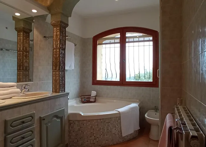In Der Provence- Aussergewoehnliche Villa- Okzitanien- Gard By Interhome Hébergement de vacances Bagnols-sur-Cèze