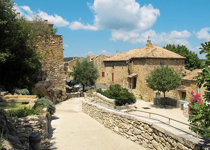 In Der Provence- Aussergewoehnliche Villa- Okzitanien- Gard By Interhome * Bagnols-sur-Cèze