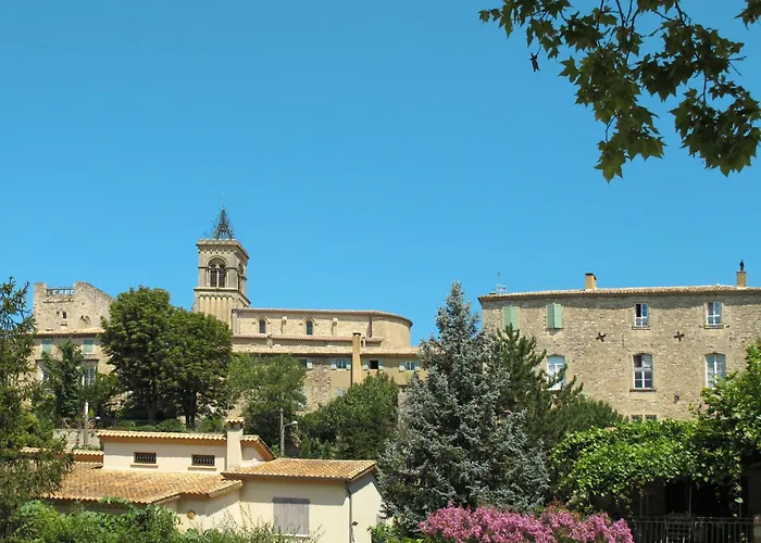 In Der Provence- Aussergewoehnliche Villa- Okzitanien- Gard By Interhome Hébergement de vacances Bagnols-sur-Cèze